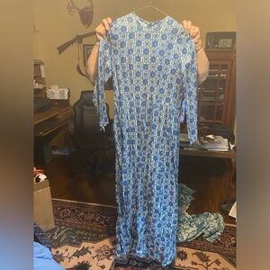 Beautiful silk full length long sleaved formal dress